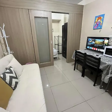 Queen And Sofa Bed Max 4 Pax Wifi &Tv Moa Shore 9120